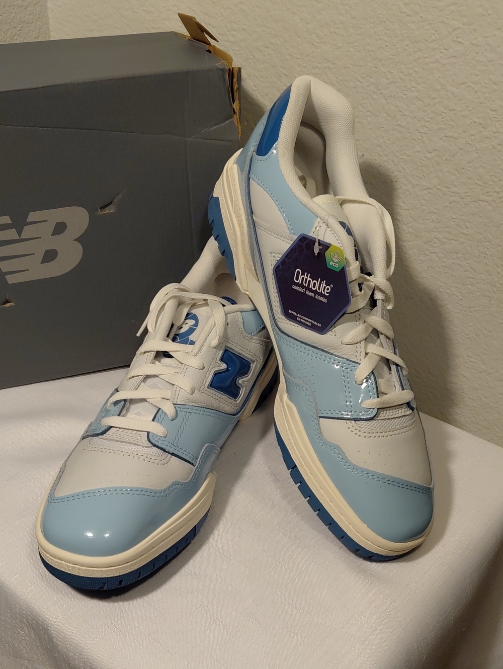New Balance Ortholite Low-Top Sneakers